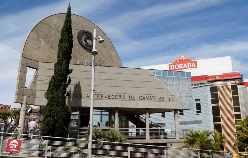 Cervecera de Canarias invierte 2,7 millones de euros en la mejora de la gestión del agua