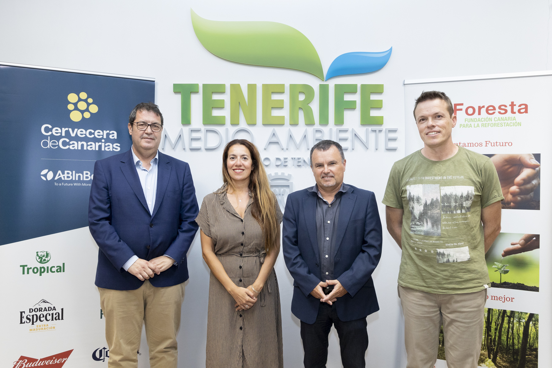 Cervecera de Canarias dona más de 26.000 euros para la recuperación de la zona afectada por el incendio de Tenerife