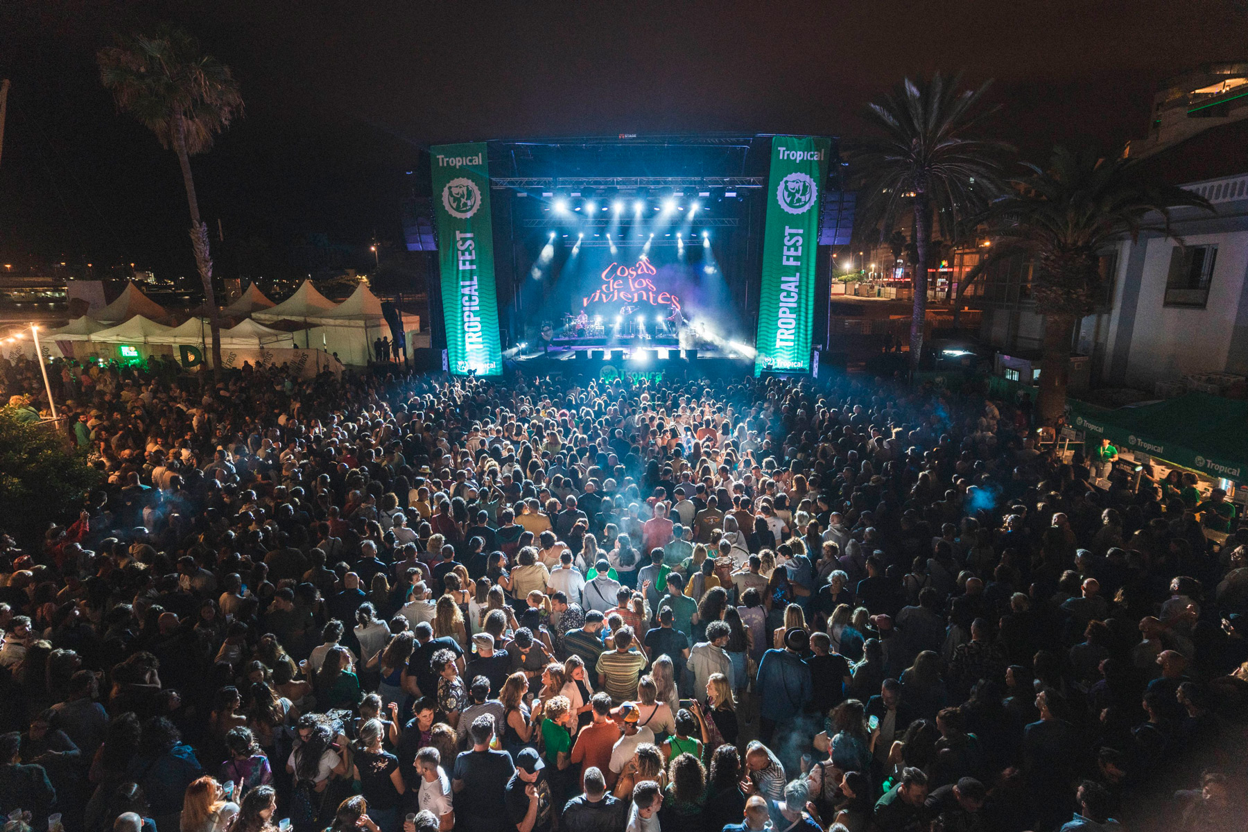El Tropical Fest reúne a más de 8.000 personas en ‘El Festival del Siglo’